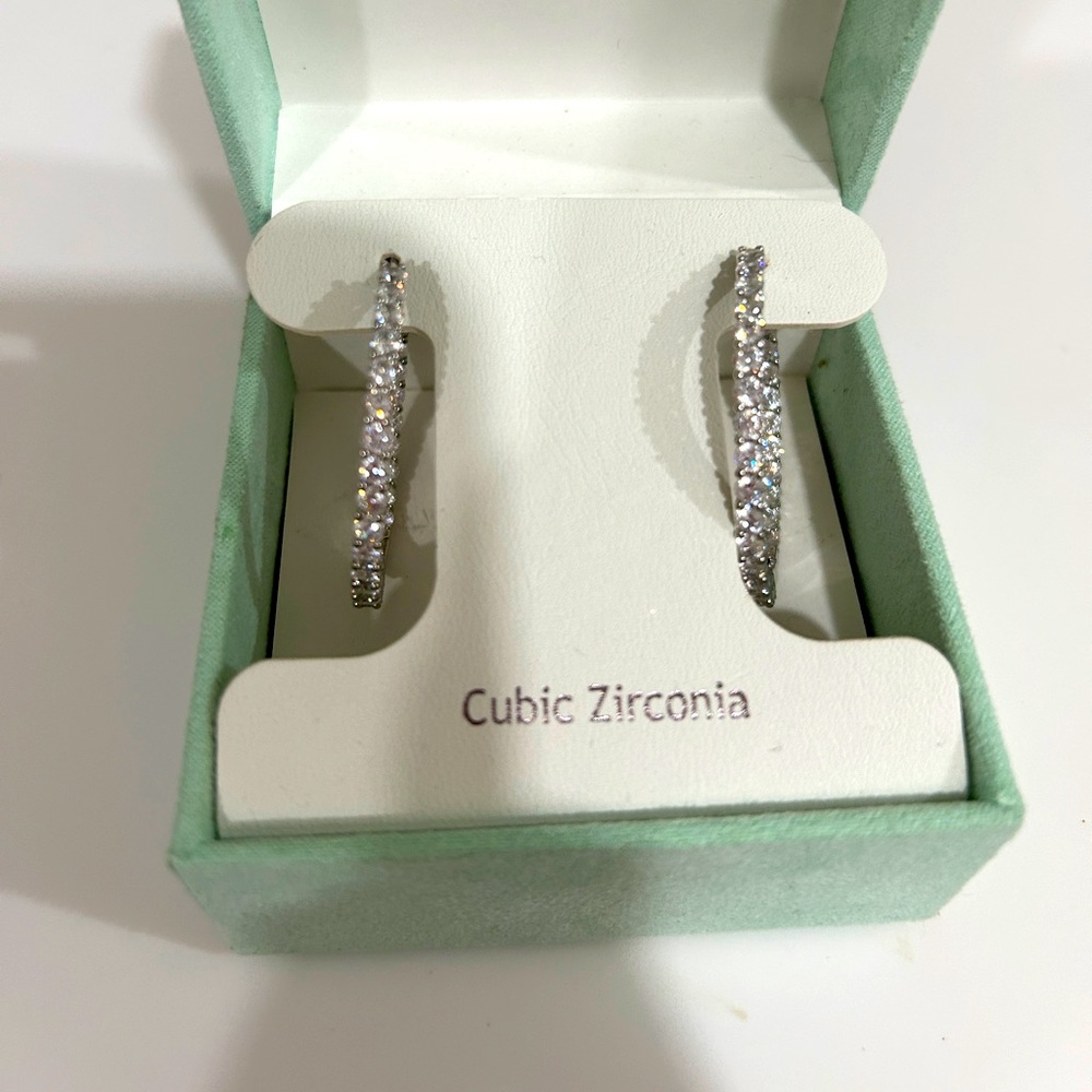 Beautiful silver earrings!